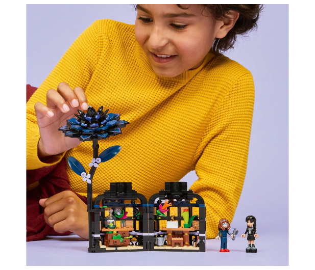 LEGO Wednesday 76784 Kwiat czarnej dalii - 1331732 - zdjęcie 3